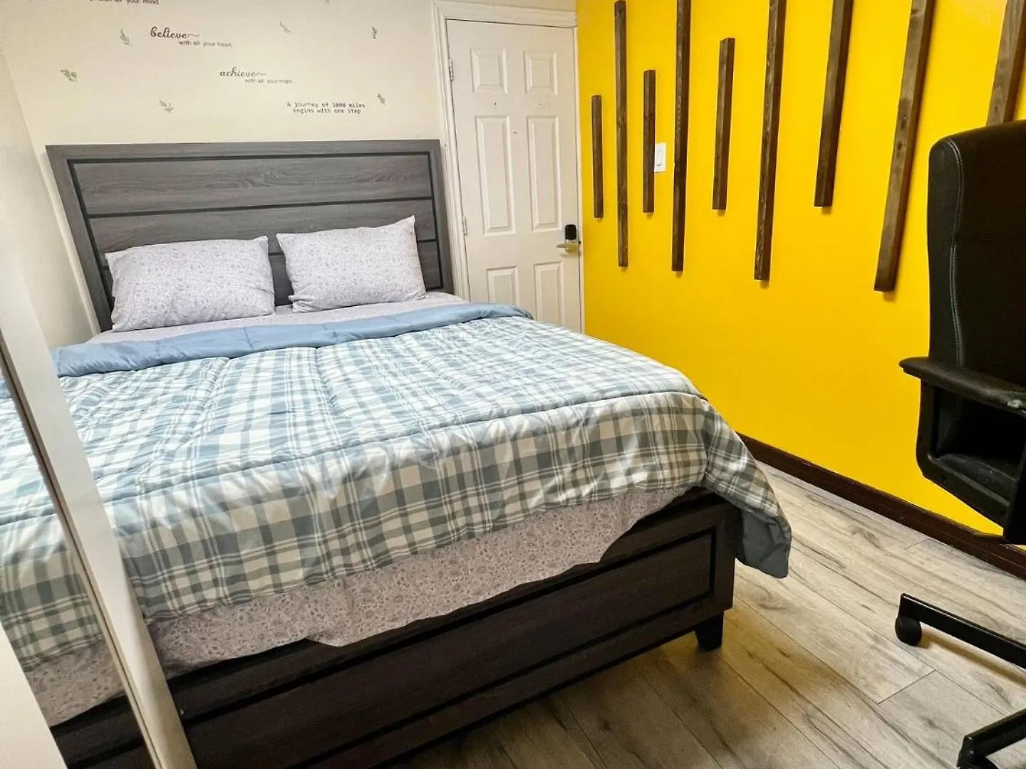 Nyaraló R8 Private Room Near Airport Mississauga